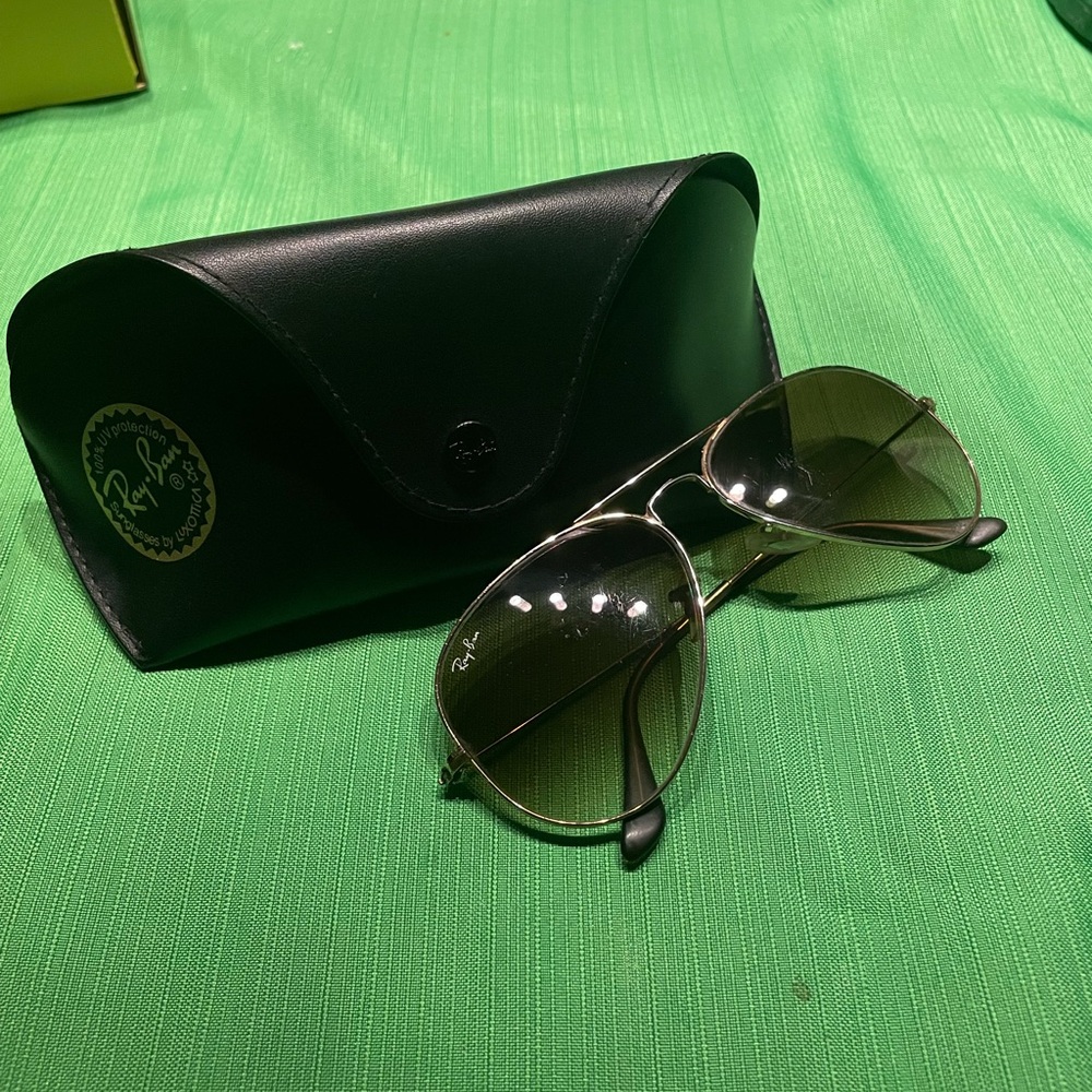 Ray-Ban Silver Aviator Sunglasses